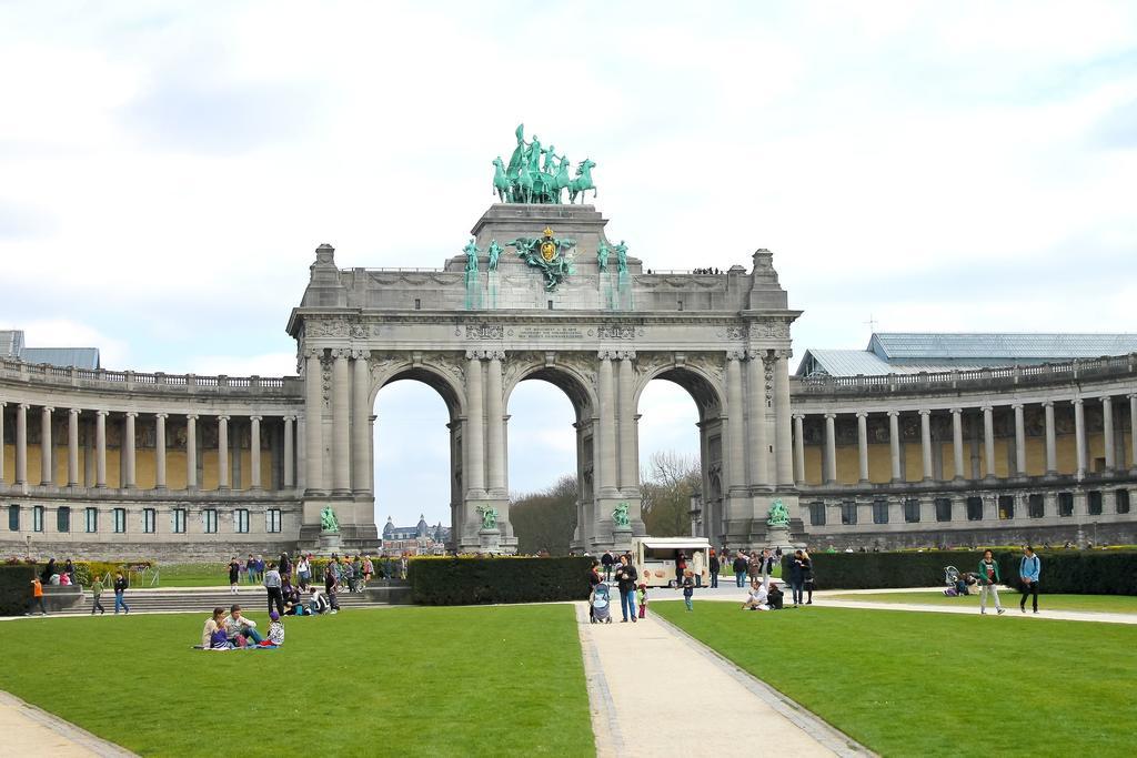 Budget Flats Brussel Bagian luar foto