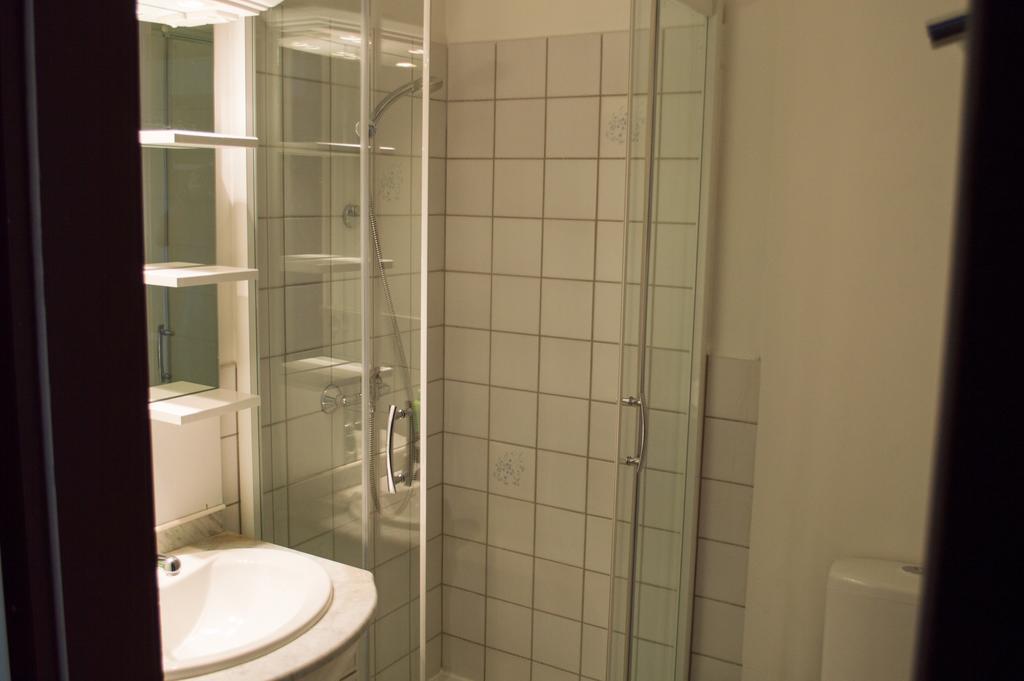 Budget Flats Brussel Bagian luar foto