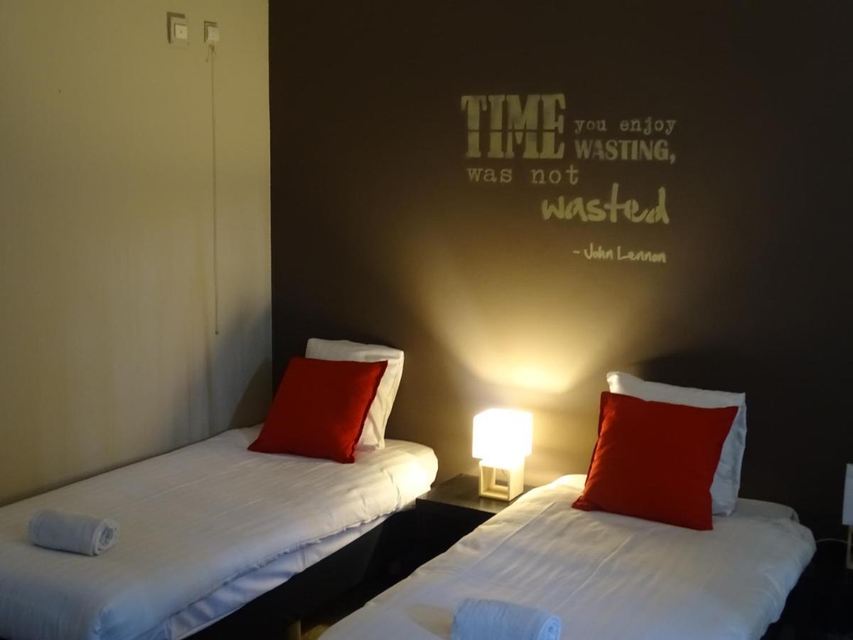 Budget Flats Brussel Bagian luar foto
