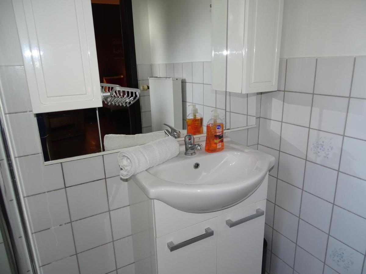 Budget Flats Brussel Bagian luar foto