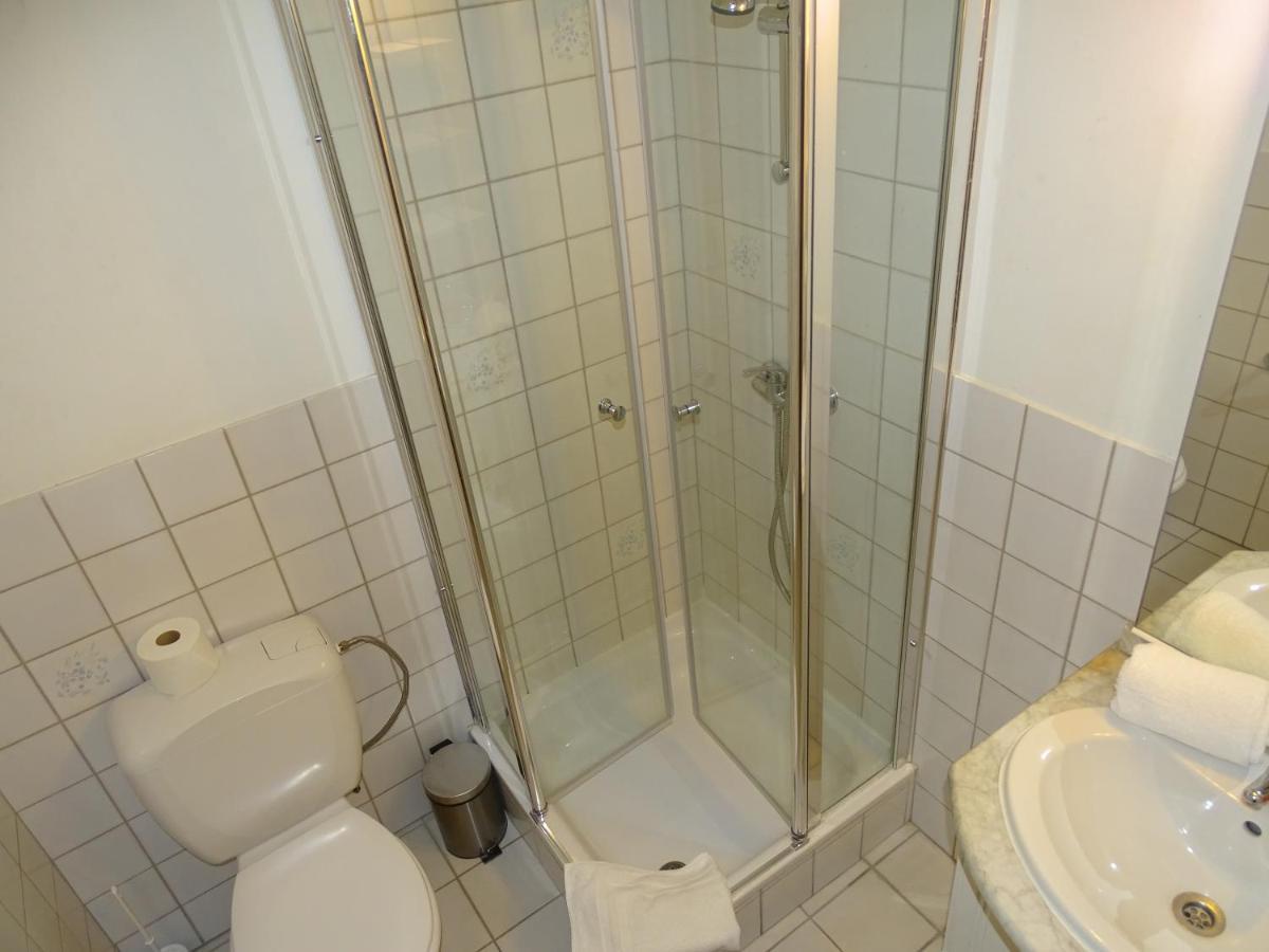 Budget Flats Brussel Bagian luar foto